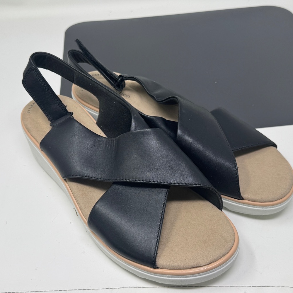 Clarks Womens Jillian Jewel Black Leather Ankle Strap Wedge Sandals Shoes Used